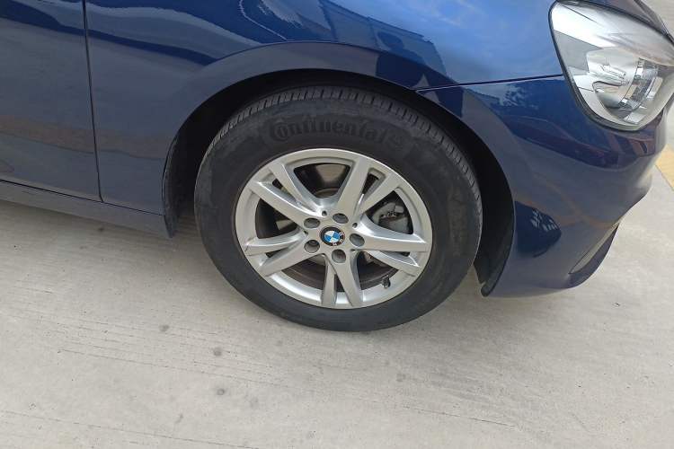Used BMW 2 Series Active Tourer 2016 218i Leading Model Right Front Wheel Hub