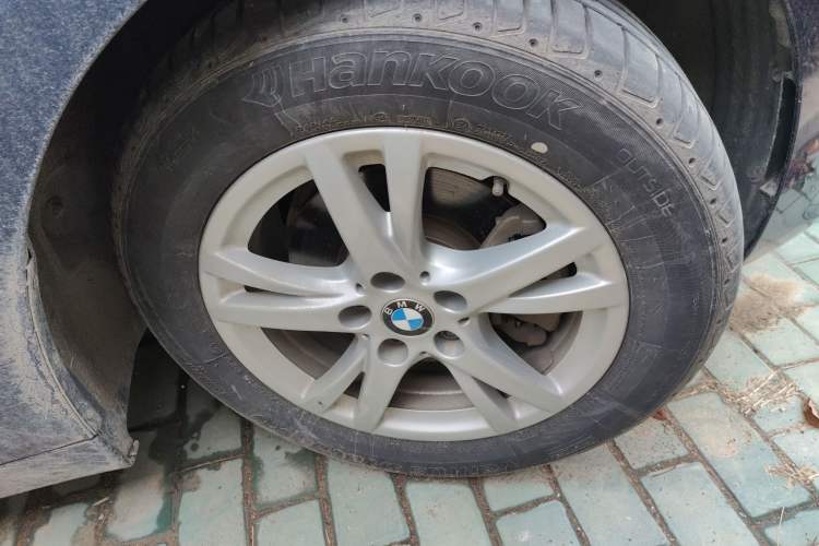 Used BMW 2 Series Active Tourer 2016 218i Leading Model Right Front Wheel Hub