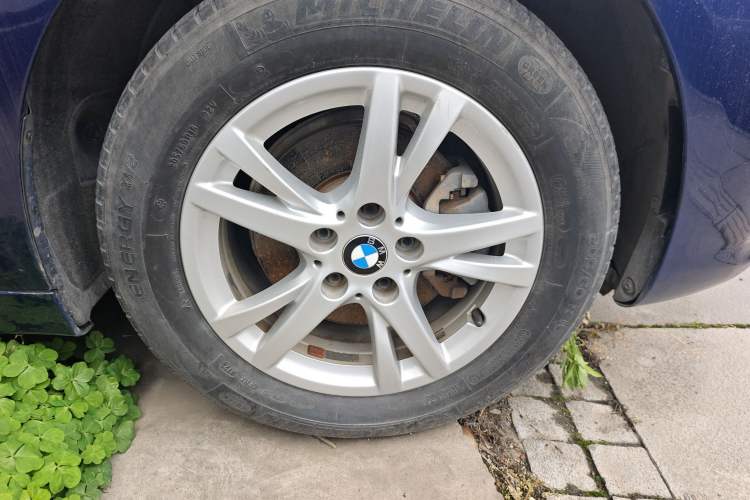 Used BMW 2 Series Active Tourer 2016 218i Leading Model Right Front Wheel Hub