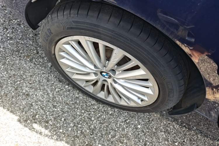 Used BMW 2 Series Active Tourer 2016 218i Sports Design Package Right Rear Wheel Hub