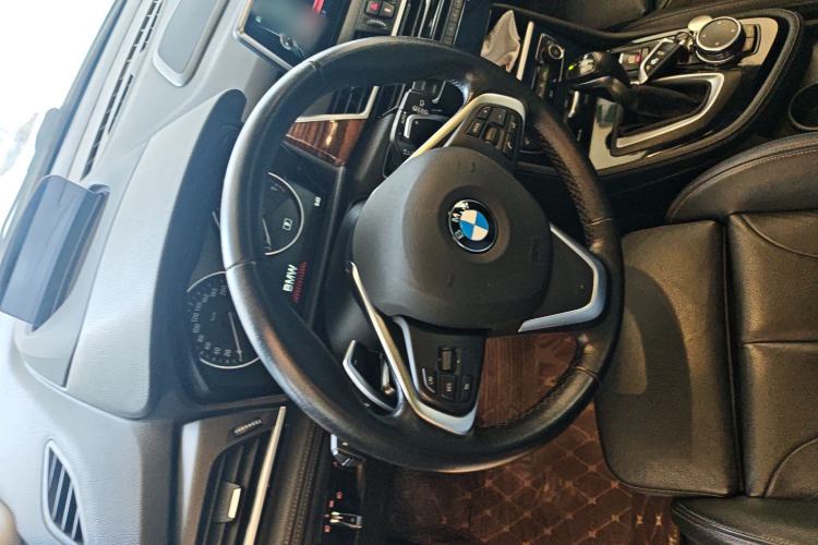 Used BMW 2 Series Active Tourer 2016 220i Luxury Design Package Steering Wheel