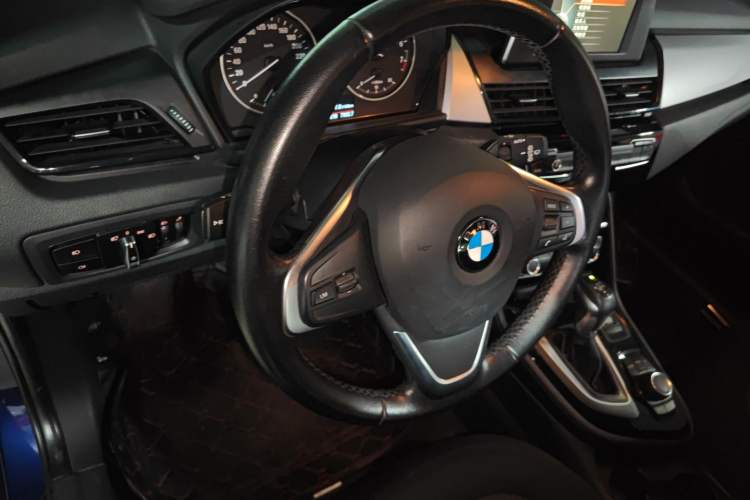Used BMW 2 Series Active Tourer 2016 218i Fashion Model Steering Wheel