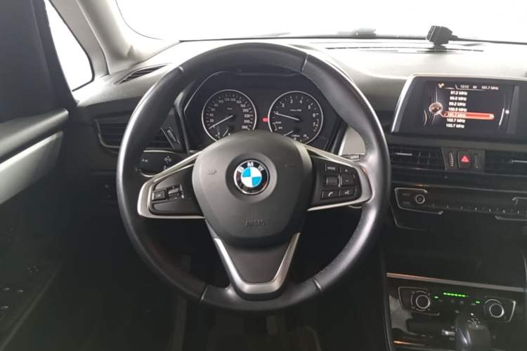 Used BMW 2 Series Active Tourer 2016 218i Fashion Model Steering Wheel