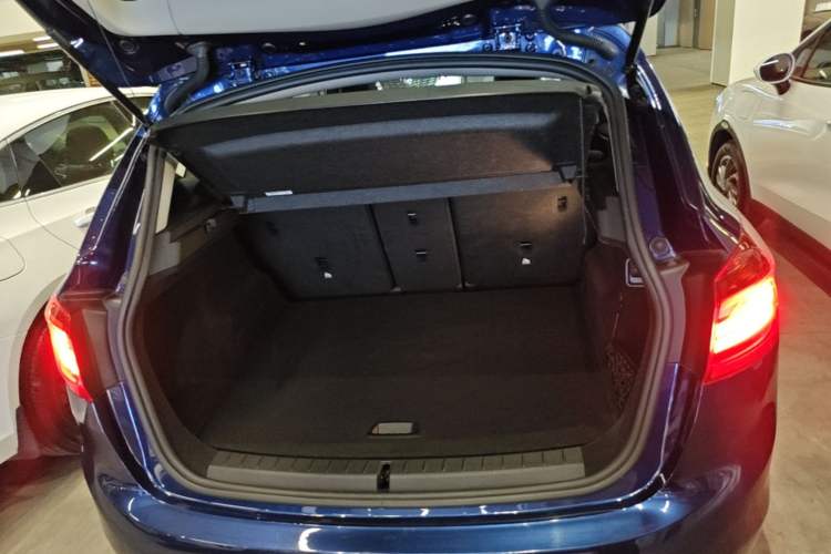 Used BMW 2 Series Active Tourer 2016 218i Sports Design Package Trunk
