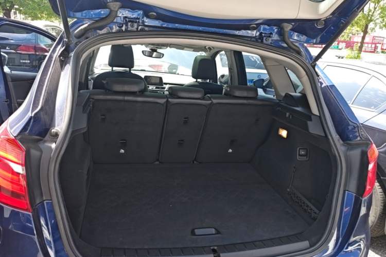 Used BMW 2 Series Active Tourer 2016 218i Sports Design Package Trunk
