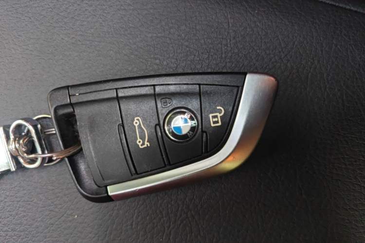 Used BMW 2 Series Active Tourer 2016 218i Fashion Model Vehicle Key