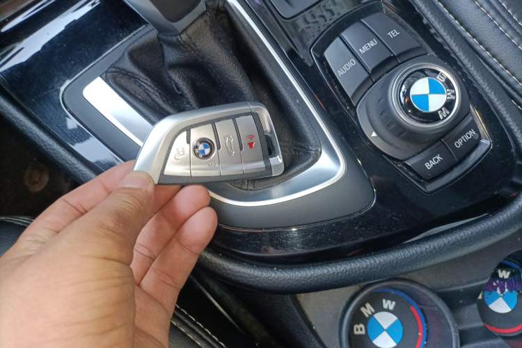 Used BMW 2 Series Active Tourer 2016 218i Fashion Model Vehicle Key