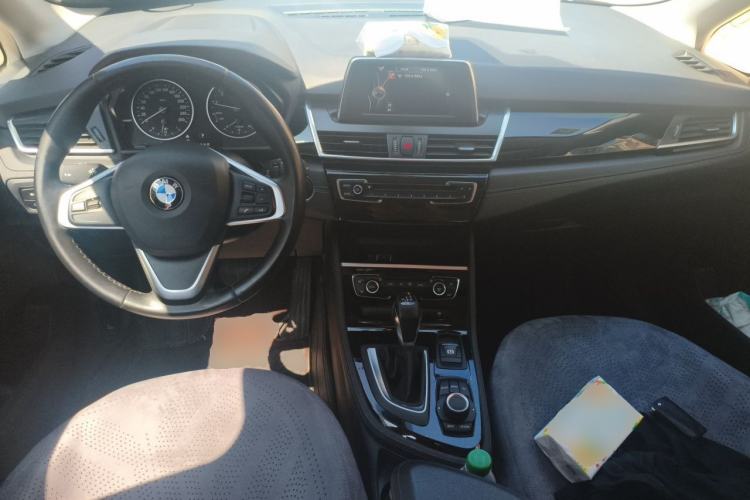 Used BMW 2 Series Active Tourer 2016 218i Sports Design Package Center Console