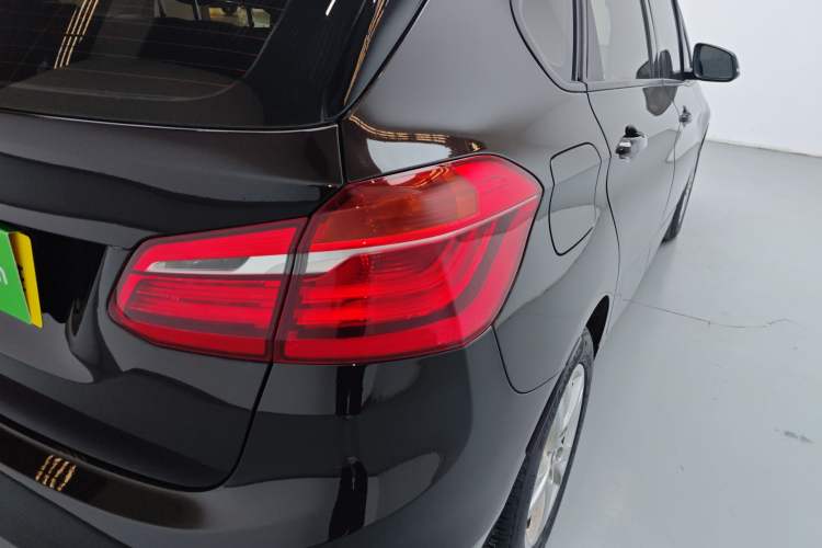 Used BMW 2 Series Active Tourer 2016 218i Leading Model Exterior 3