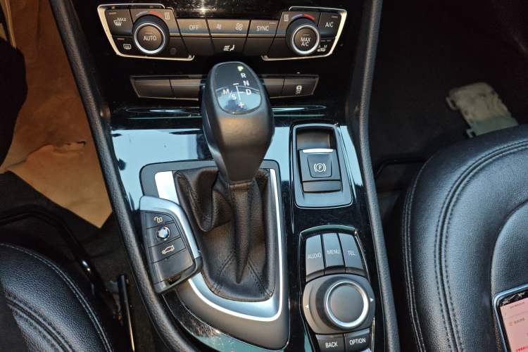 Used BMW 2 Series Active Tourer 2016 218i Leading Model Gear Lever