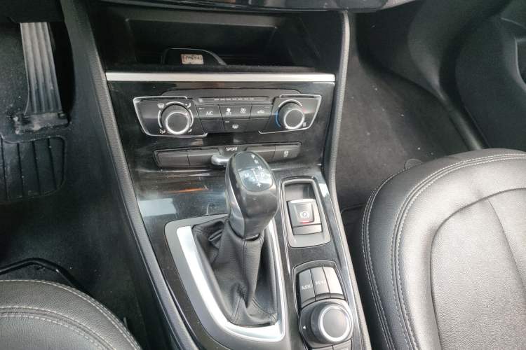Used BMW 2 Series Active Tourer 2016 218i Fashion Model Gear Lever