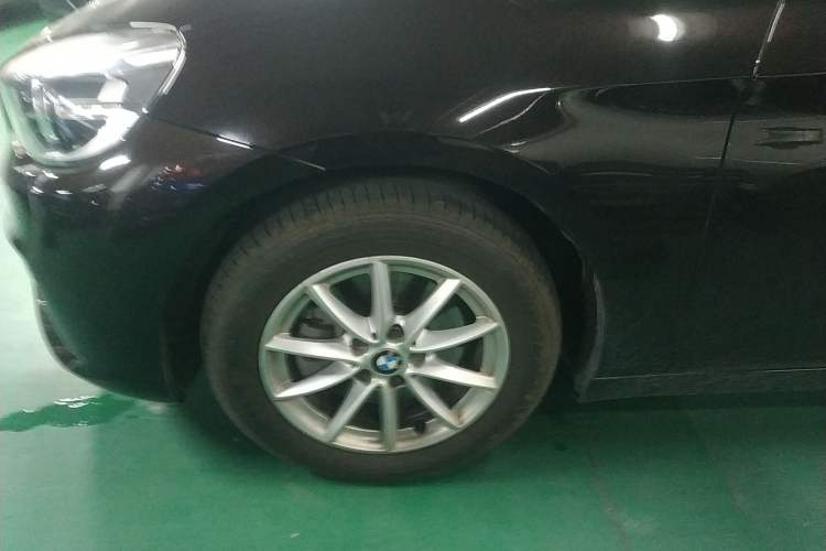 Used BMW 2 Series Active Tourer 2016 218i Fashion Model Left Front Wheel Hub