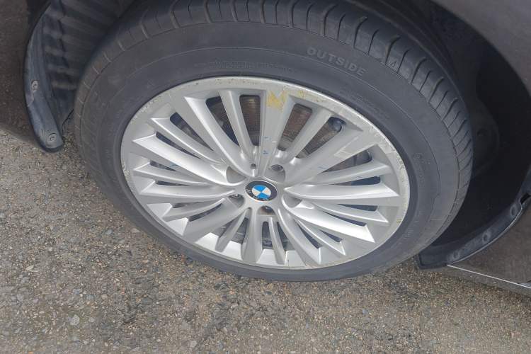 Used BMW 2 Series Active Tourer 2016 220i Luxury Design Package Left Front Wheel Hub