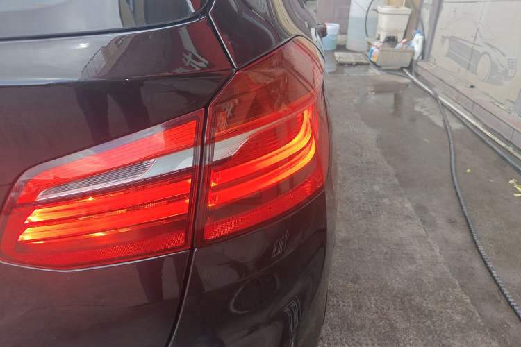 Used BMW 2 Series Active Tourer 2016 220i Luxury Design Package Right Rear Taillight