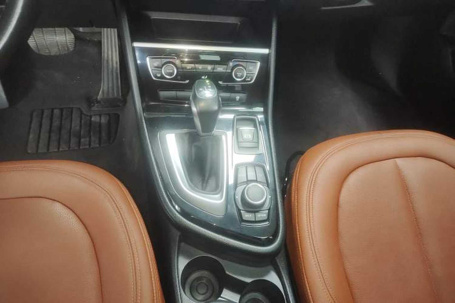 Used BMW 2 Series Active Tourer 2016 218i Leading Model Gear Lever