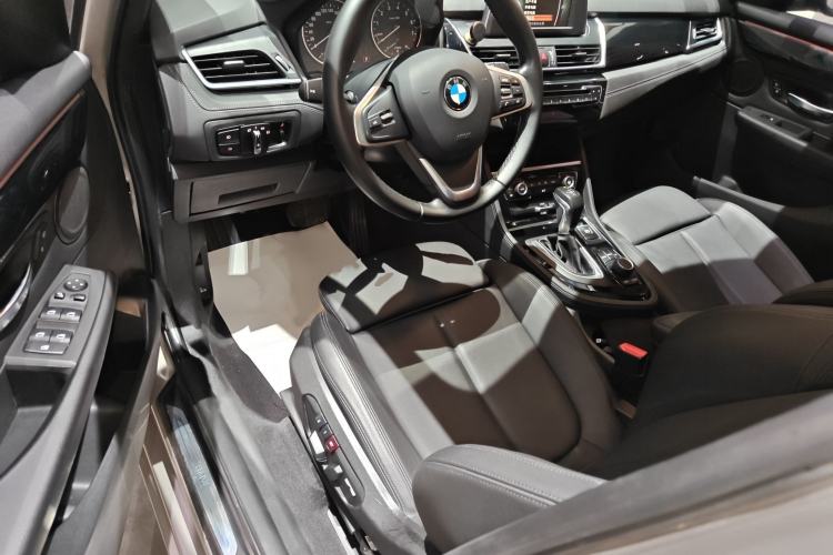 Used BMW 2 Series Active Tourer 2016 218i Sports Design Package Interior 3
