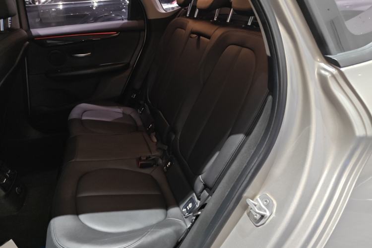 Used BMW 2 Series Active Tourer 2016 218i Sports Design Package Interior 4