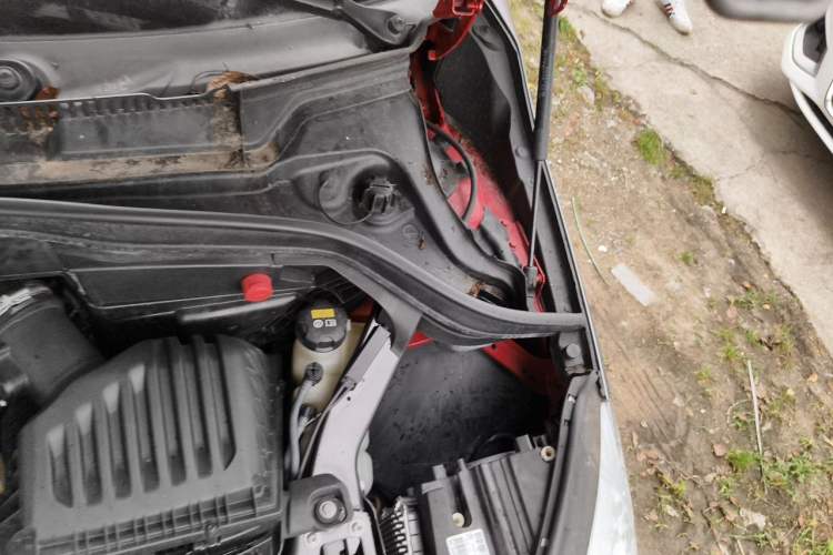 Used BMW 2 Series Active Tourer 2016 218i Leading Model Engine Bay Left