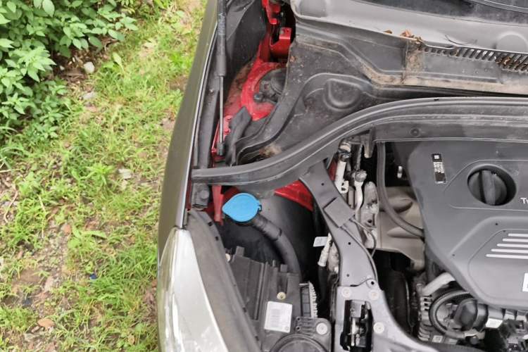 Used BMW 2 Series Active Tourer 2016 218i Leading Model Engine Bay Right