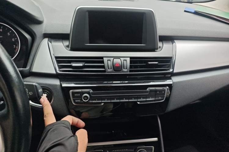 Used BMW 2 Series Active Tourer 2016 218i Fashion Model Audio And AC Panel