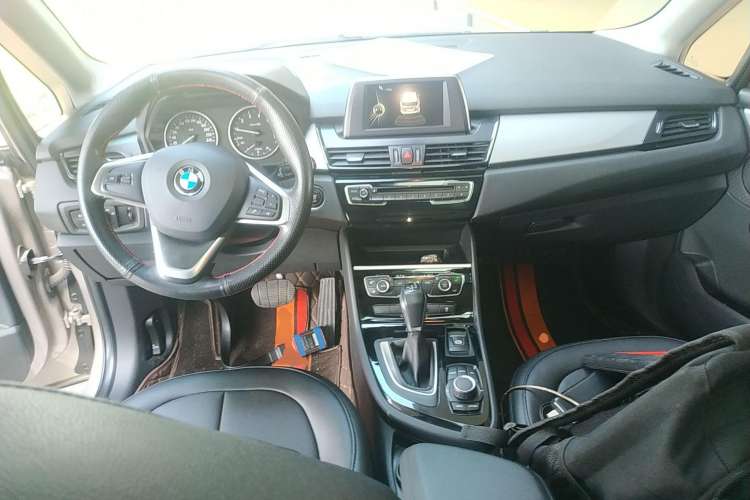 Used BMW 2 Series Active Tourer 2016 218i Leading Model Center Console