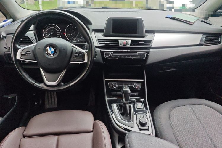 Used BMW 2 Series Active Tourer 2016 218i Fashion Model Center Console