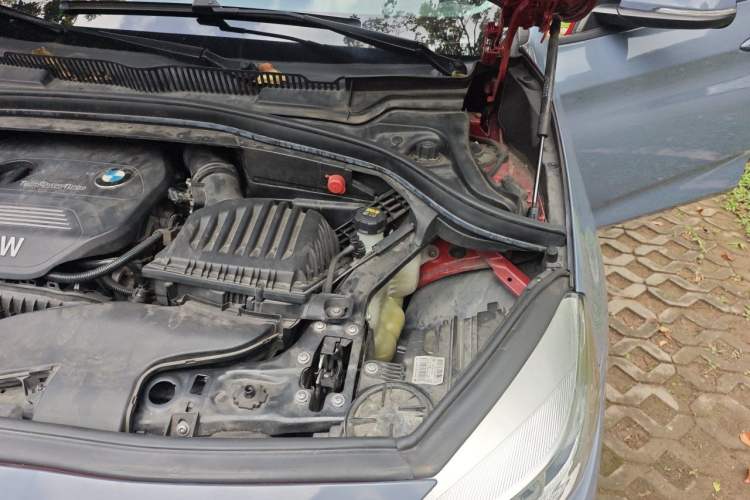 Used BMW 2 Series Active Tourer 2016 218i Fashion Model Engine Bay Left