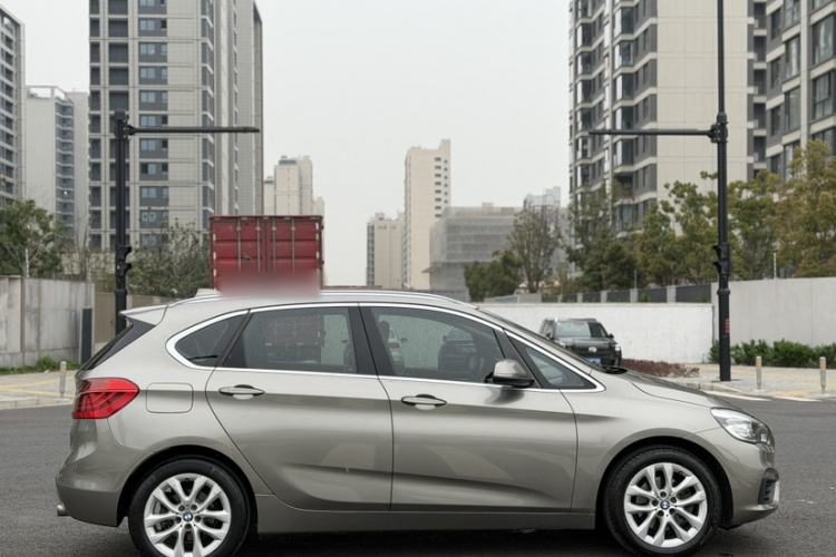 Used BMW 2 Series Active Tourer 2016 220i Luxury Edition Exterior 5