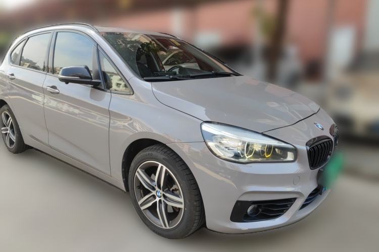 Used BMW 2 Series Active Tourer 2016 218i Sports Design Package Front Right 45 Deg