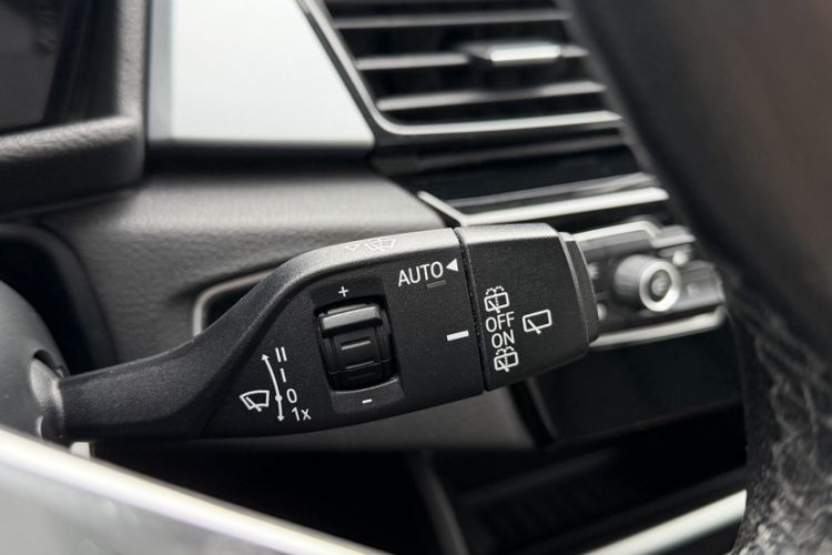 Used BMW 2 Series Active Tourer 2016 220i Luxury Edition Interior 3
