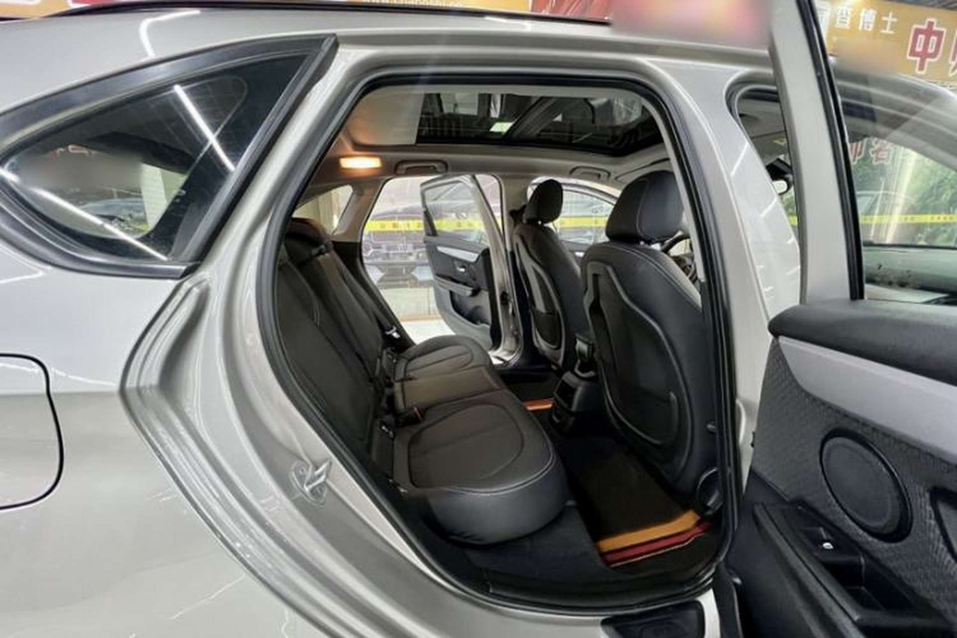 Used BMW 2 Series Active Tourer 2016 218i Fashion Model Interior 9