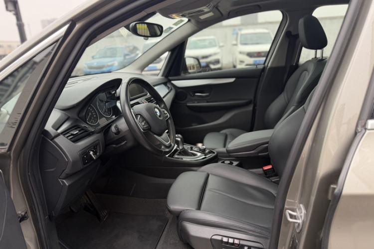 Used BMW 2 Series Active Tourer 2016 220i Luxury Edition Left Front Seat