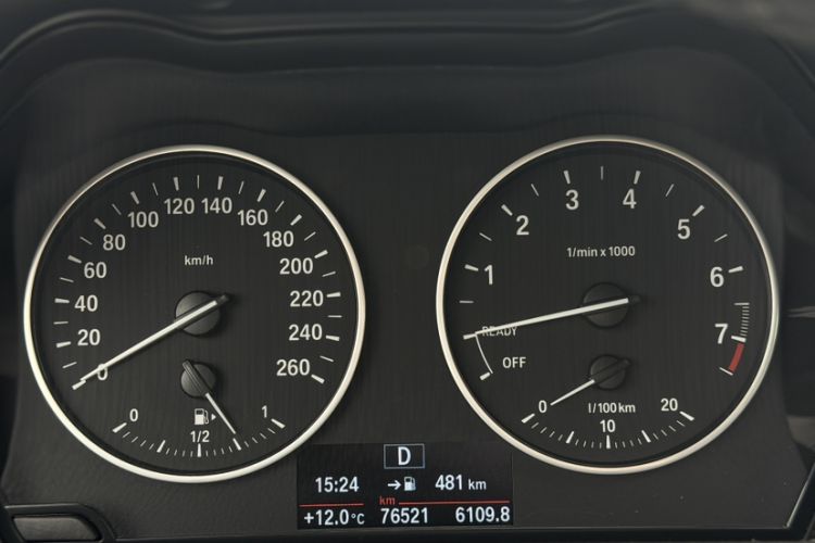 Used BMW 2 Series Active Tourer 2016 220i Luxury Edition Odometer Close Up