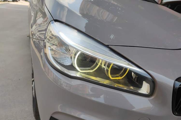 Used BMW 2 Series Active Tourer 2016 218i Sports Design Package Right Front Headlight