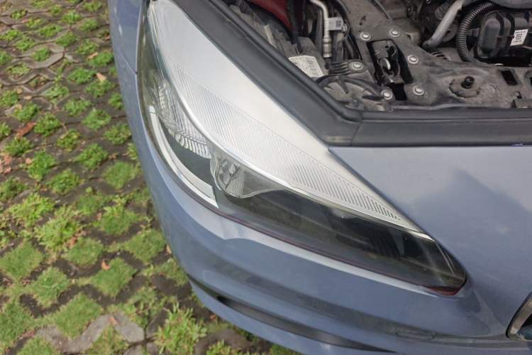 Used BMW 2 Series Active Tourer 2016 218i Fashion Model Right Front Headlight