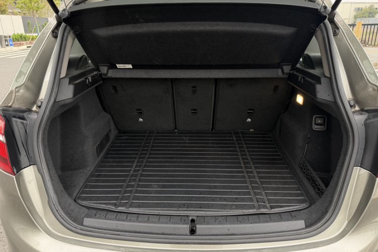 Used BMW 2 Series Active Tourer 2016 220i Luxury Edition Trunk