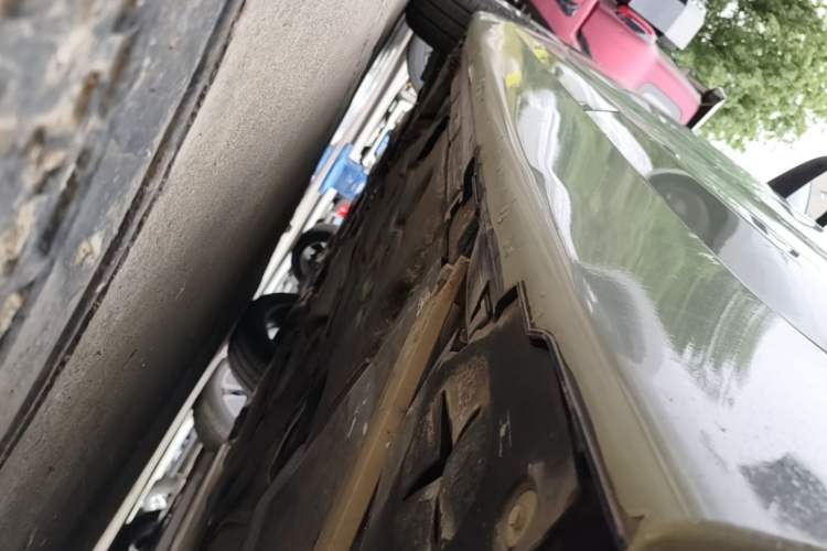 Used BMW 2 Series Active Tourer 2016 218i Sports Design Package Left Side Sill