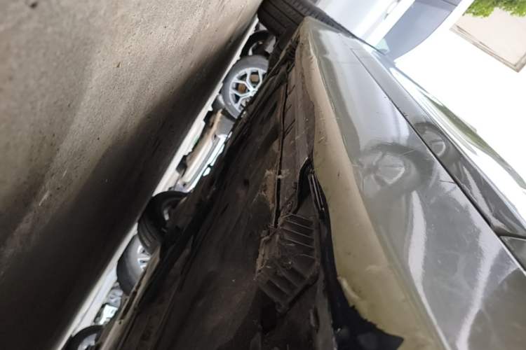 Used BMW 2 Series Active Tourer 2016 218i Sports Design Package Right Side Sill