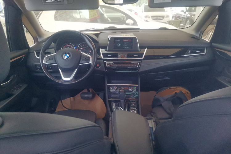 Used BMW 2 Series Active Tourer 2016 218i Sports Design Package Center Console