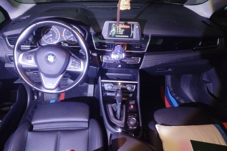 Used BMW 2 Series Active Tourer 2016 218i Sports Design Package Center Console