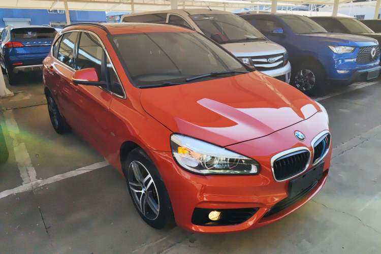 Used BMW 2 Series Active Tourer 2016 218i Sports Design Package Front Right 45 Deg