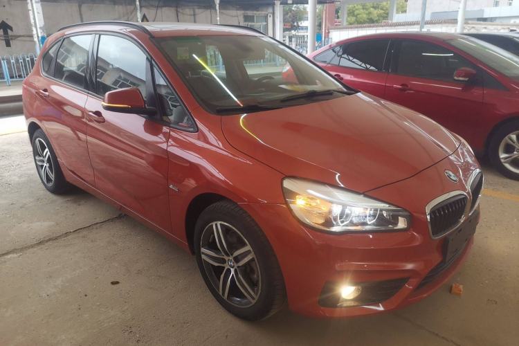 Used BMW 2 Series Active Tourer 2016 218i Sports Design Package Front Right 45 Deg