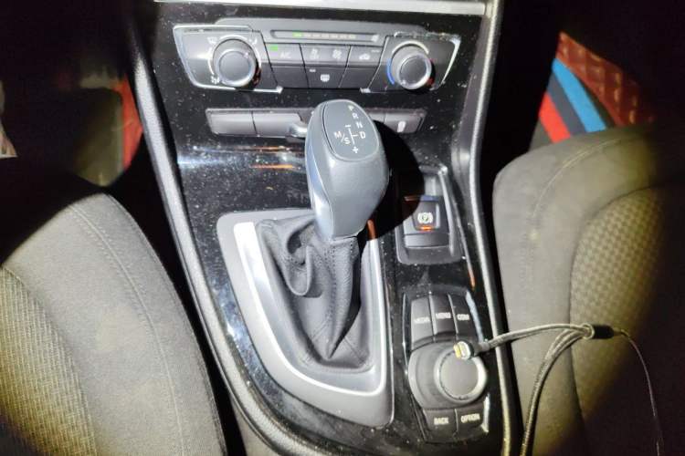 Used BMW 2 Series Active Tourer 2016 218i Fashion Model Gear Lever