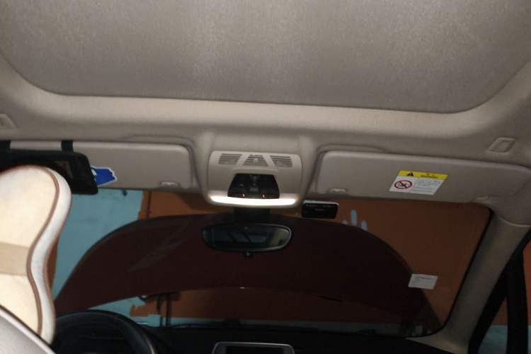 Used BMW 2 Series Active Tourer 2016 220i Luxury Design Package Headliner