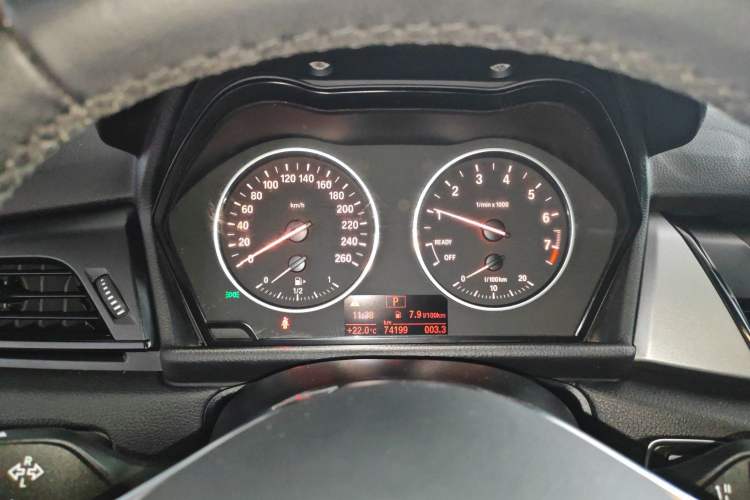 Used BMW 2 Series Active Tourer 2016 220i Luxury Edition Instrument Cluster