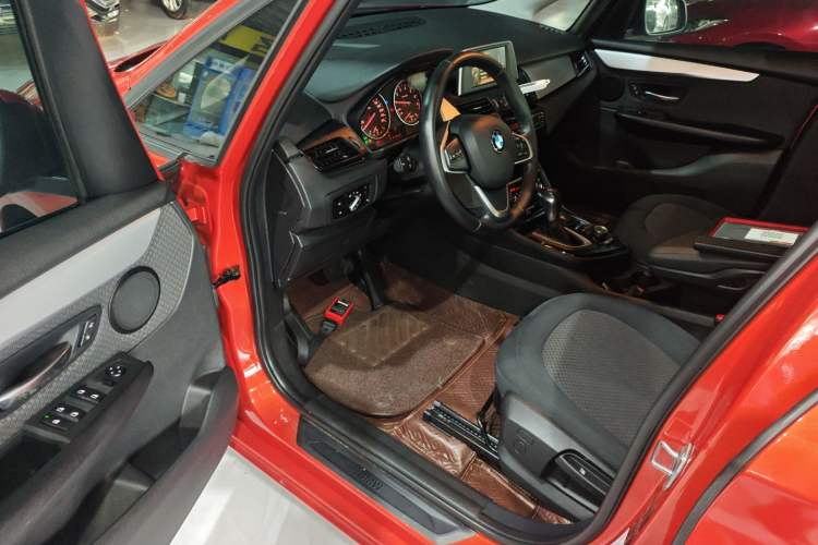 Used BMW 2 Series Active Tourer 2016 218i Leading Model Interior 3