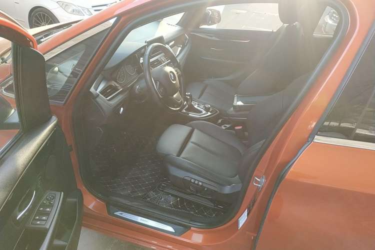 Used BMW 2 Series Active Tourer 2016 218i Sports Design Package Interior 3