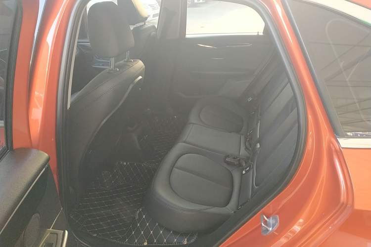 Used BMW 2 Series Active Tourer 2016 218i Sports Design Package Interior 4