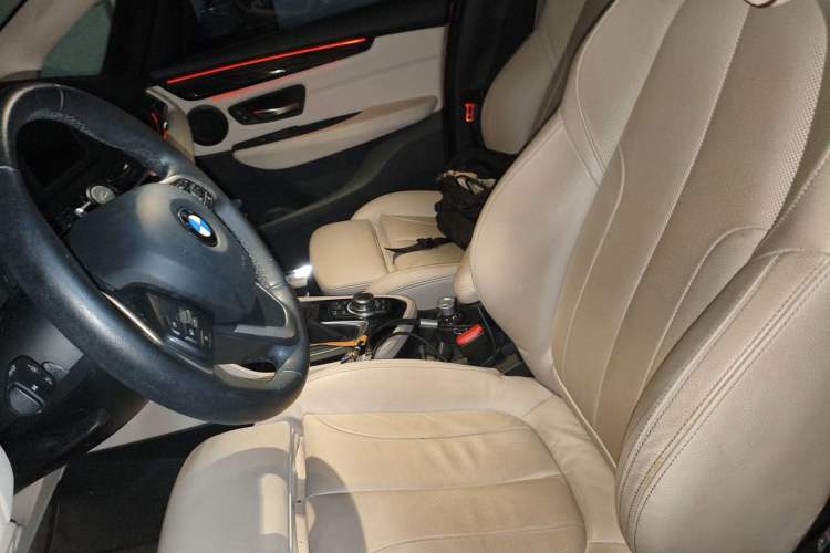 Used BMW 2 Series Active Tourer 2016 220i Luxury Design Package Left Front Seat