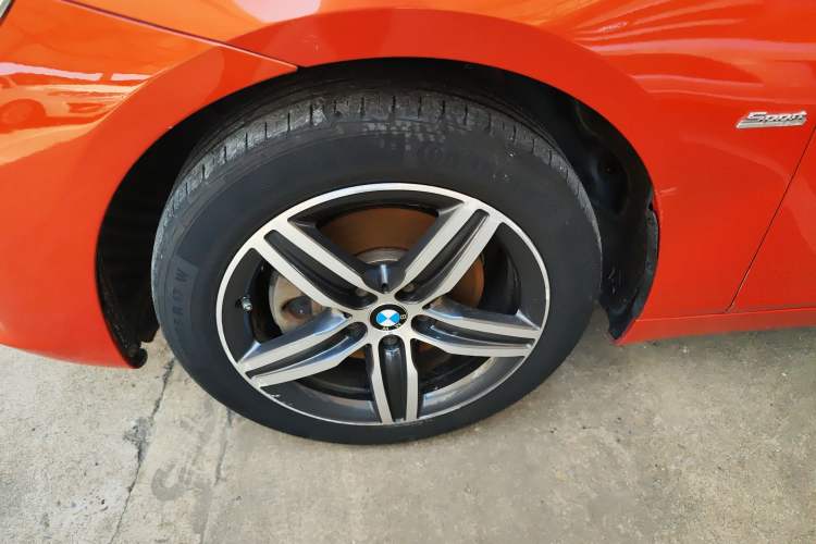 Used BMW 2 Series Active Tourer 2016 218i Sports Design Package Left Front Wheel Hub